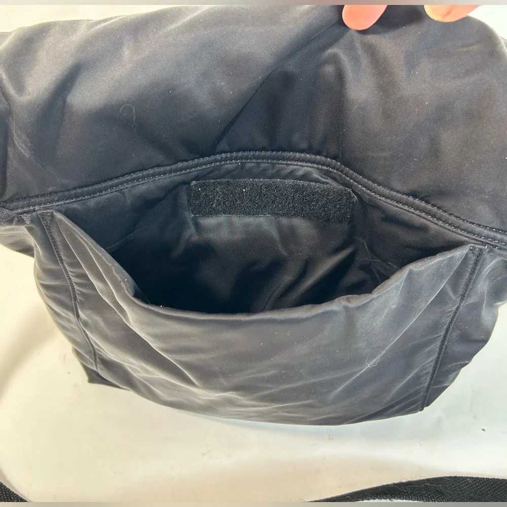 Kate Spade Black Nylon Messenger Laptop Bag Adjustable Crossbody Strap
